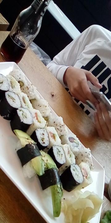 kado sushi